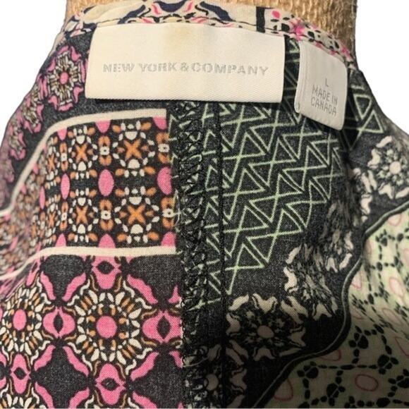 New York & Company Sleeveless Tunic Top Asymmetrical Hem Large - Picture 3 of 4